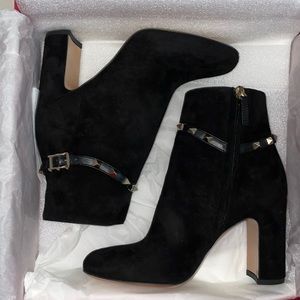 Valentino Garavani suede black boots, size 7